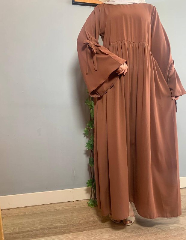 Rose Dress with Wide Sleeves (Brown) 1596