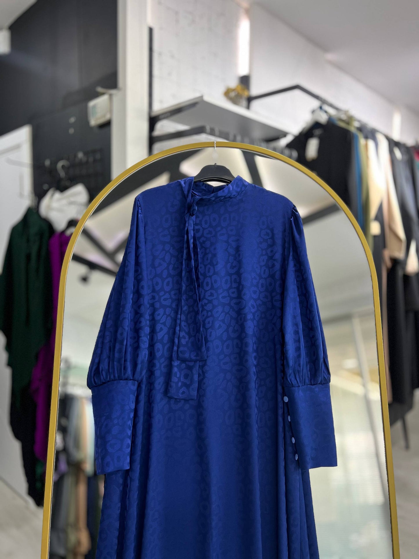 فستان رنا الصيفي العملي – اللون الأزرق