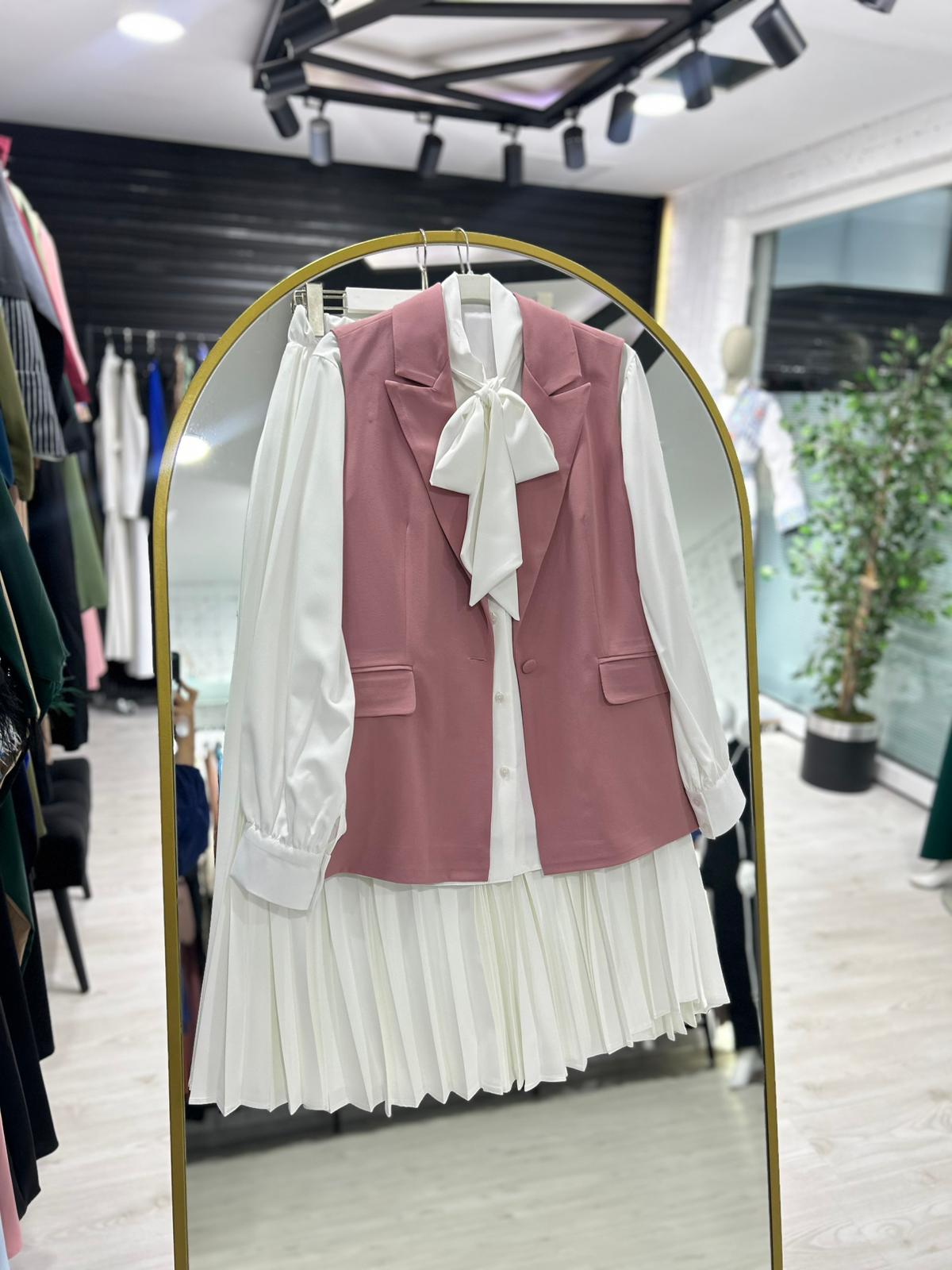 Mayar 3-piece set: skirt, jacket, and shirt (pink/white)
