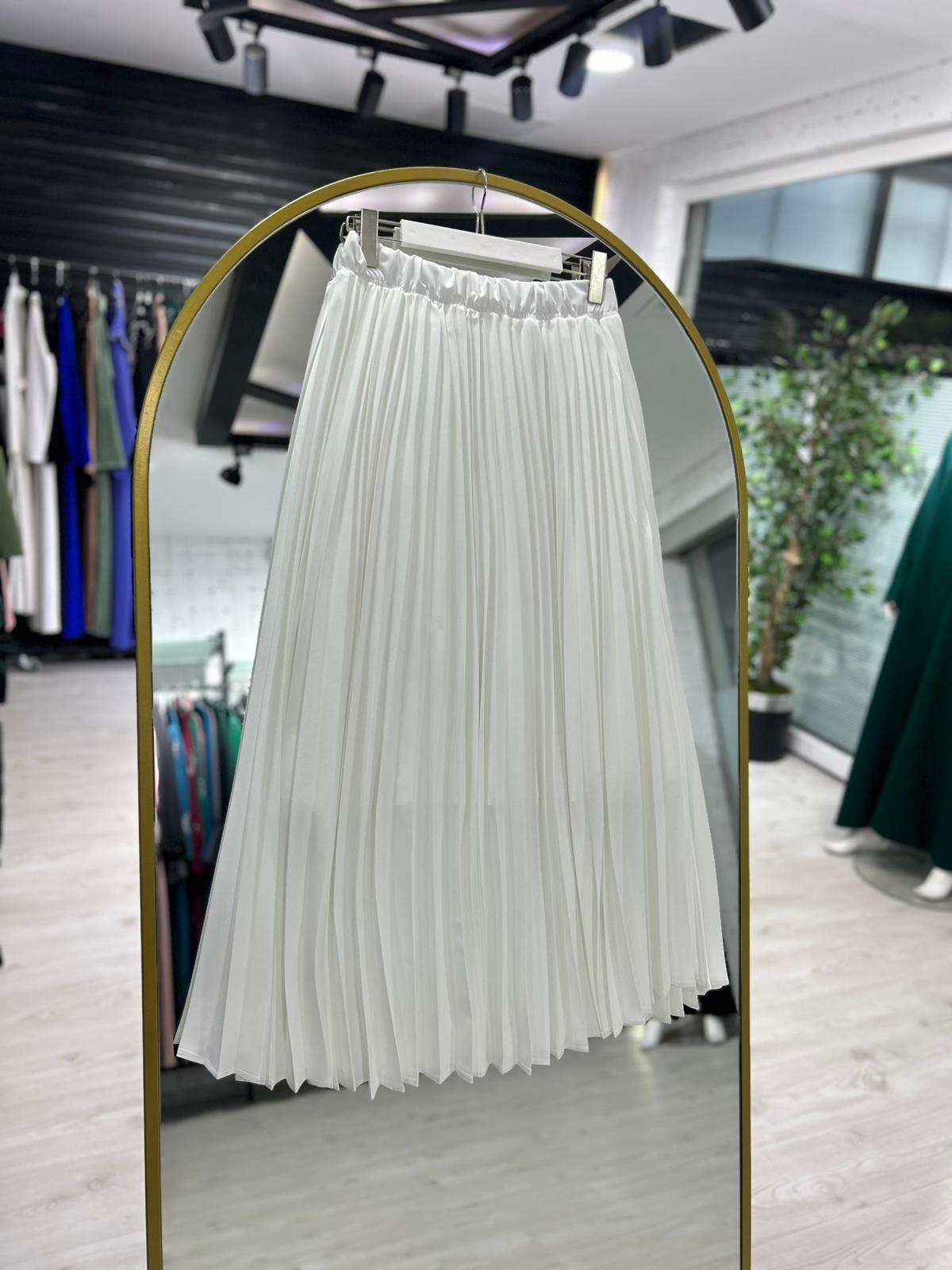 Mayar 3 parçalı takım: etek, ceket ve gömlek (pembe/beyaz)