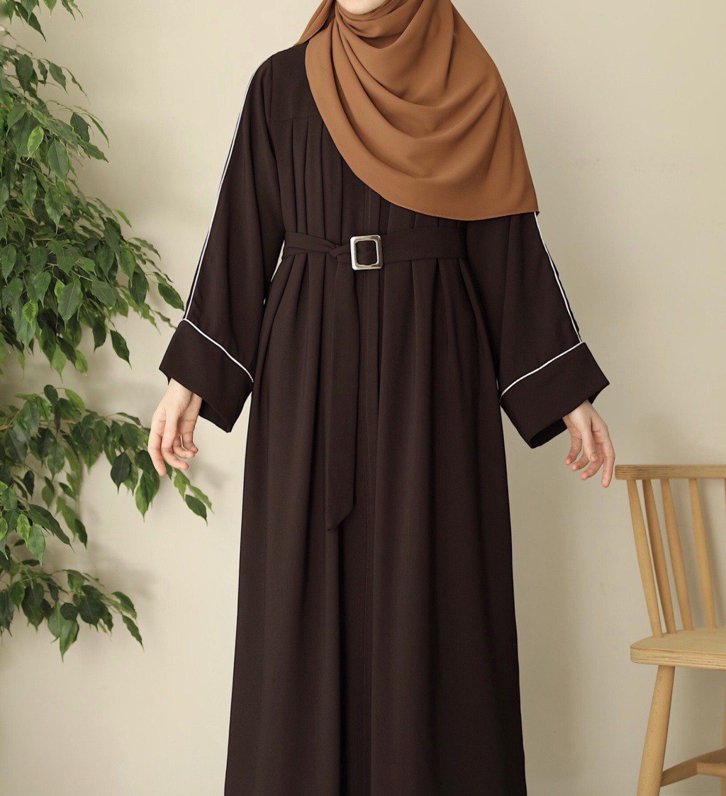 Good Abaya with Elegant Details and Waist Belt (Burnt Brown) 4064