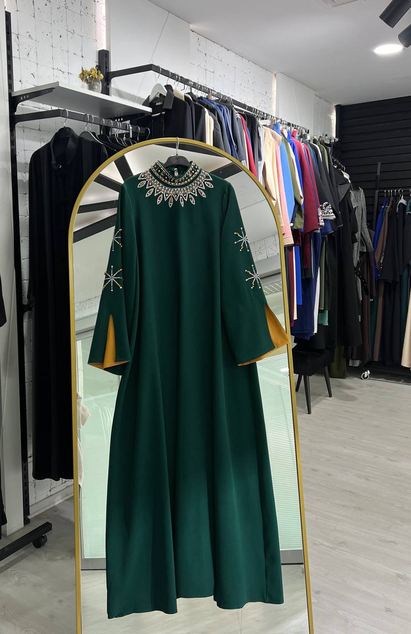 فستان اروى الصيفي الرسمي الون زمرد