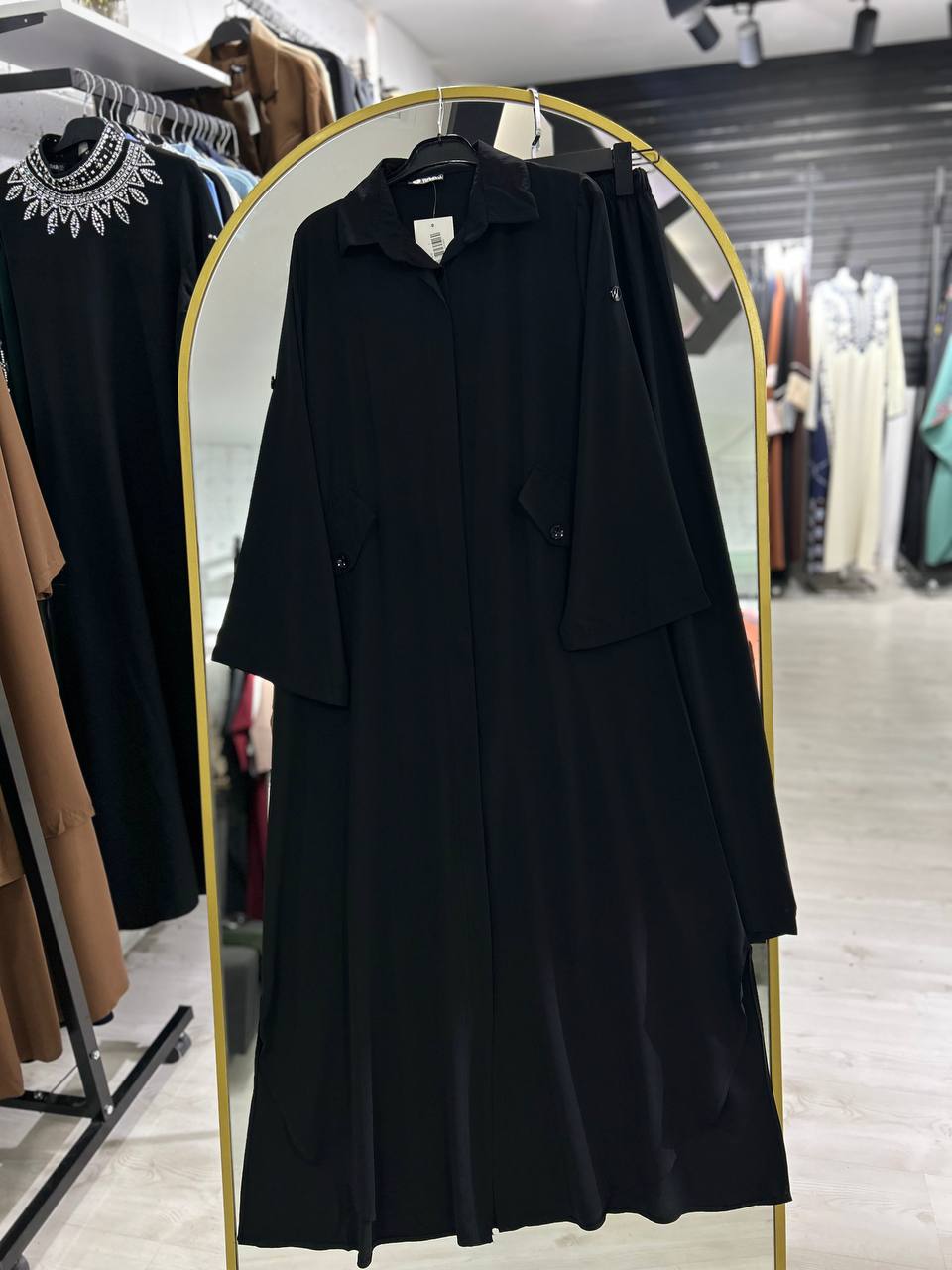 Hala Sharia cepli ve gizli düğmeli set, renkli (siyah)