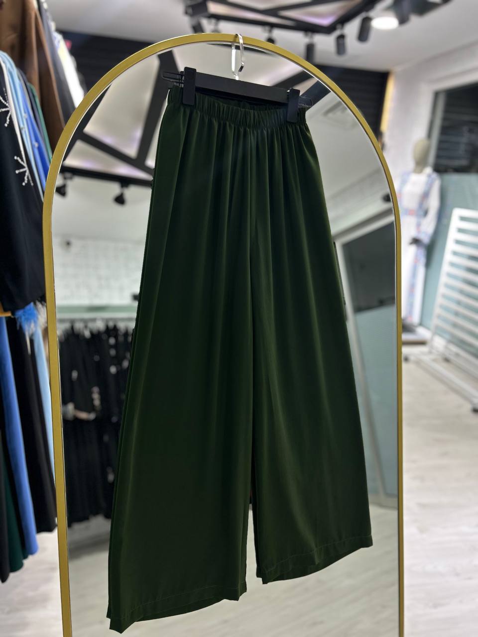 Hala Sharia cepli ve gizli düğmeli set, zeytin rengi