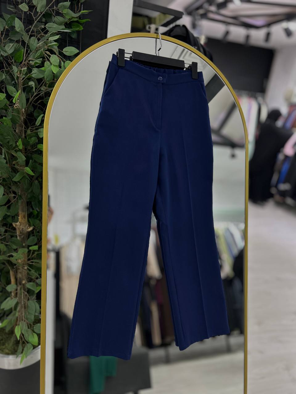 Rania's official suit (navy blue)