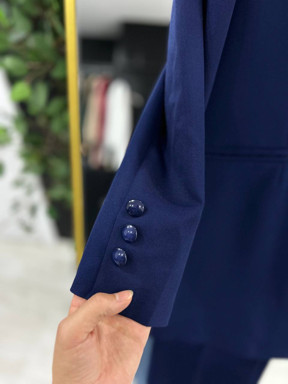 Rania's official suit (navy blue)