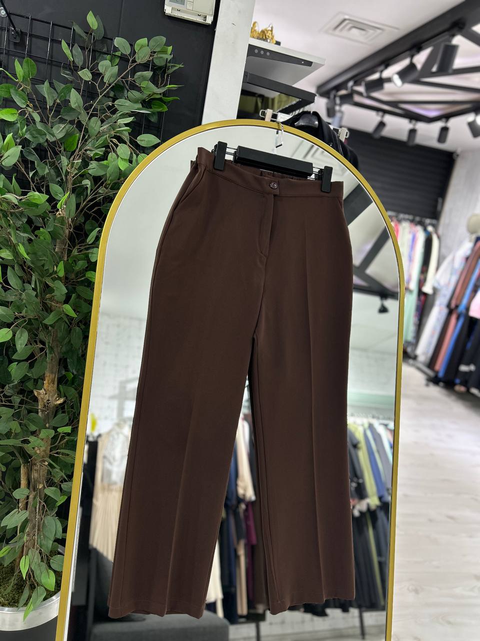 طقم رانيا الرسمي (بني)