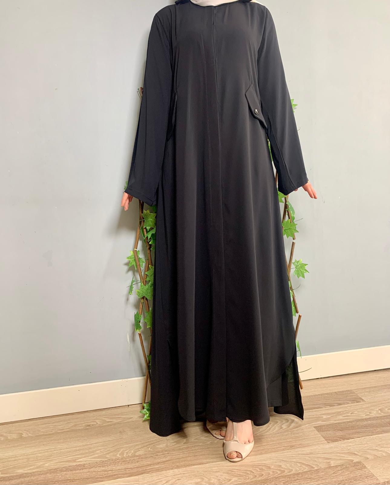 Hala Sharia Set Decorated with Pockets and Hidden Buttons (Black)